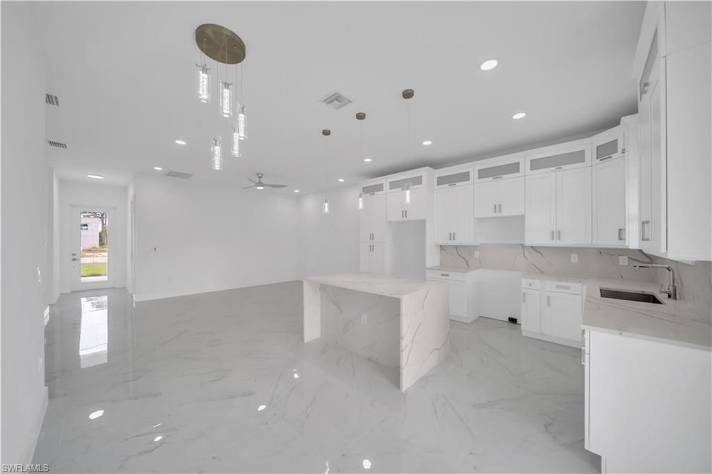 1153-1155 Countess Ave , Lehigh Acres, FL 33974 Photo