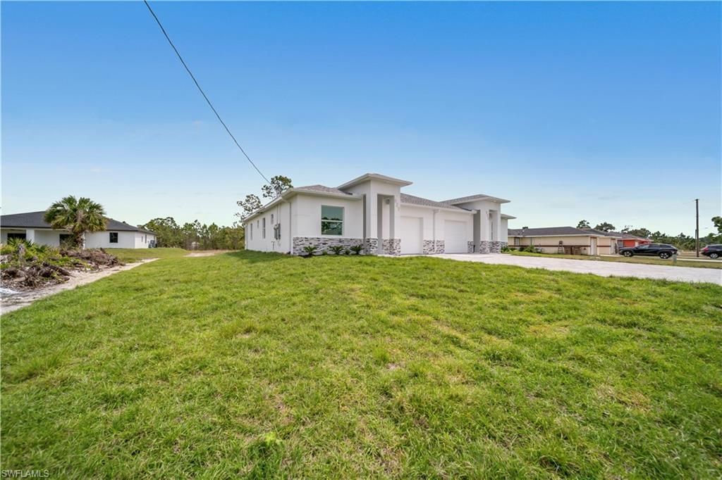 1153-1155 Countess Ave , Lehigh Acres, FL 33974 Photo