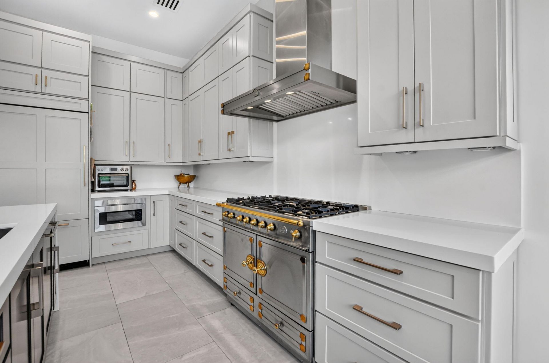 512 Lake Drive, Delray Beach, FL 33444 Photo