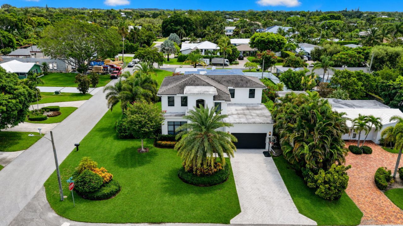 512 Lake Drive, Delray Beach, FL 33444 Photo