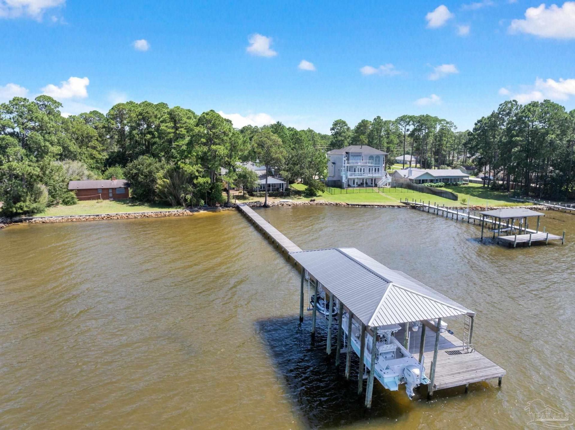 6728 East Bay Blvd, Navarre, FL 32566 Main Photo