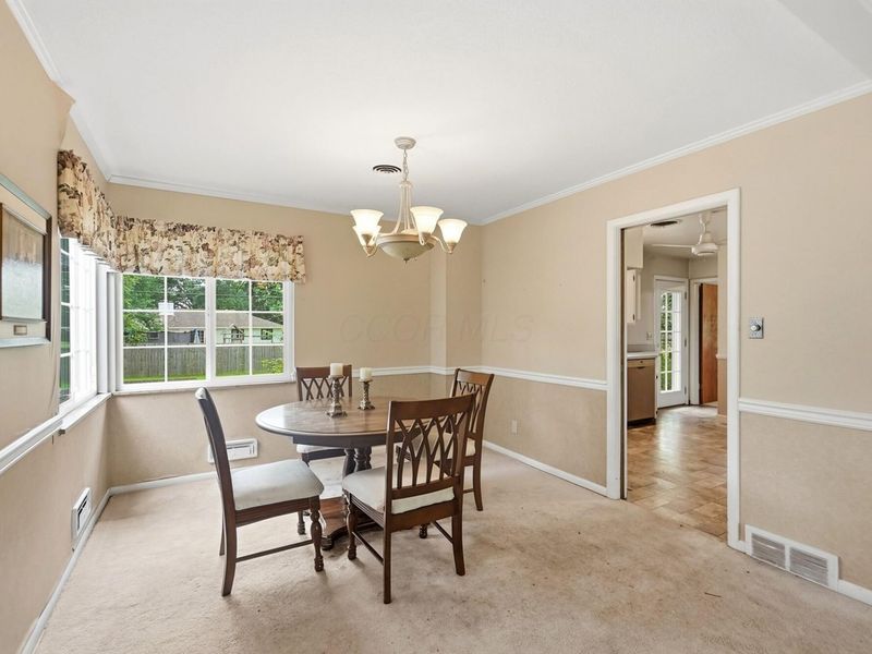 3735 W Henderson Road, Upper Arlington, OH 43220 Photo 11