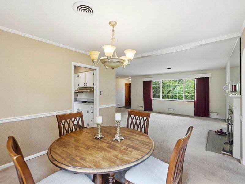 3735 W Henderson Road, Upper Arlington, OH 43220 Photo 12