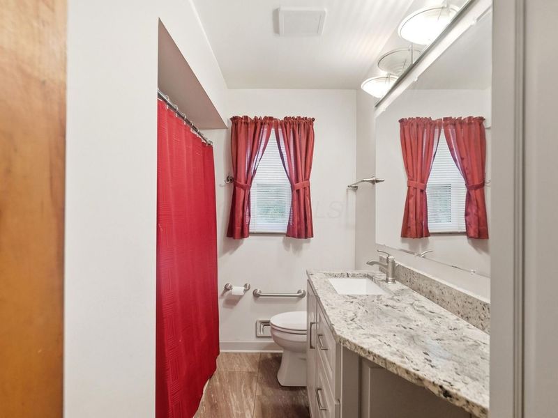 3735 W Henderson Road, Upper Arlington, OH 43220 Photo 26
