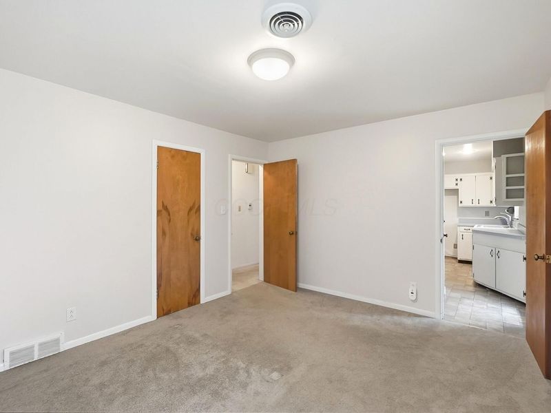 3735 W Henderson Road, Upper Arlington, OH 43220 Photo 31