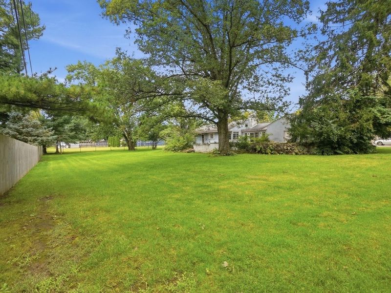 3735 W Henderson Road, Upper Arlington, OH 43220 Photo 48