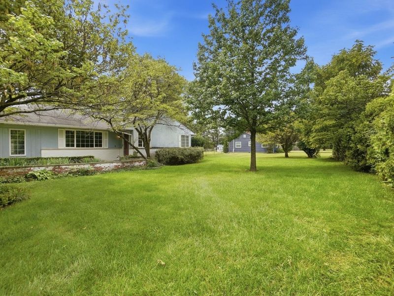3735 W Henderson Road, Upper Arlington, OH 43220 Photo 55