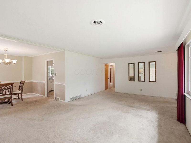 3735 W Henderson Road, Upper Arlington, OH 43220 Photo 8