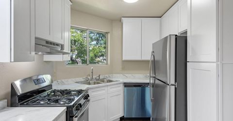 2569 Sycamore Glen Drive, Unit #3, Sparks, NV 89434 Photo