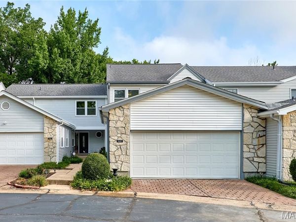 16463 Cobbleskille Drive, Chesterfield, MO 63017