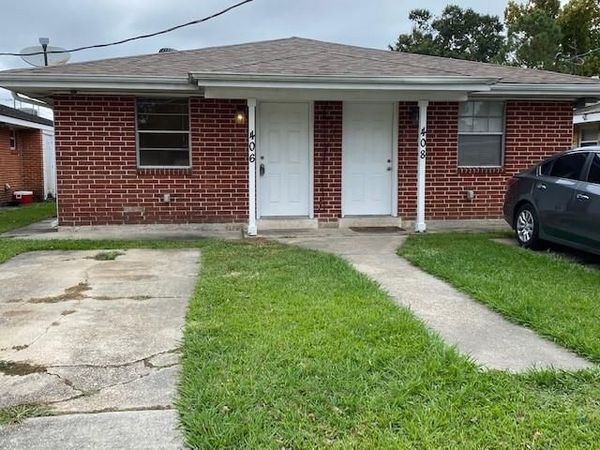 406 W CELESTINE Street, Chalmette, LA 70043