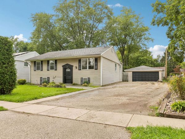 875 LARKDALE Row , Wauconda, IL 60084