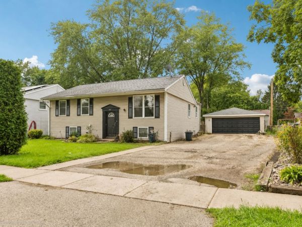 875 LARKDALE Row , Wauconda, IL 60084