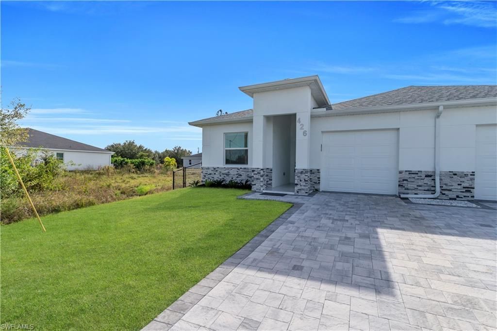424-426 Grant Blvd , Lehigh Acres, FL 33974 Photo