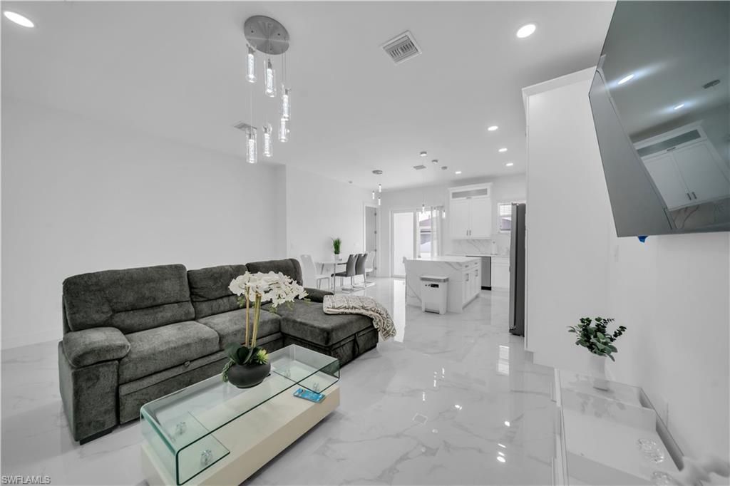 424-426 Grant Blvd , Lehigh Acres, FL 33974 Photo