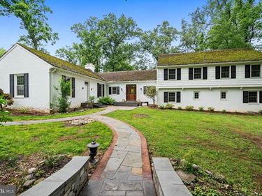 6613 BRADLEY BOULEVARD, BETHESDA, MD 20817