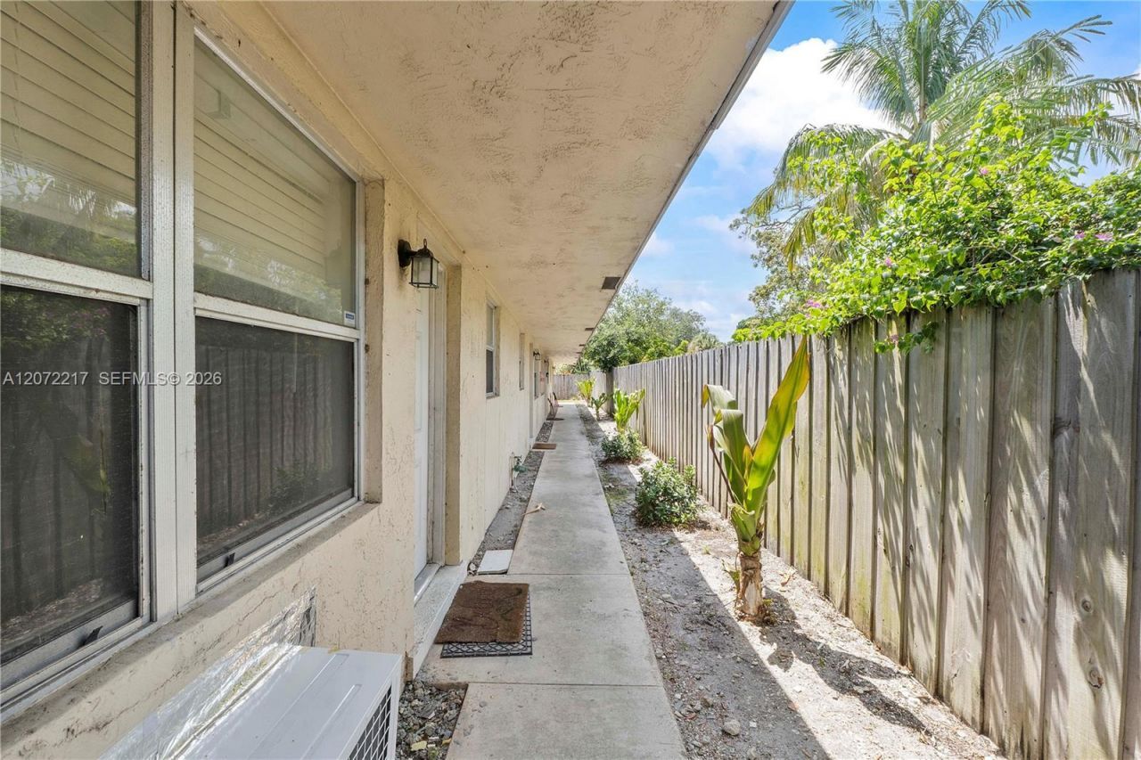 513 NW 22nd Ave , Fort Lauderdale, FL 33311 Photo