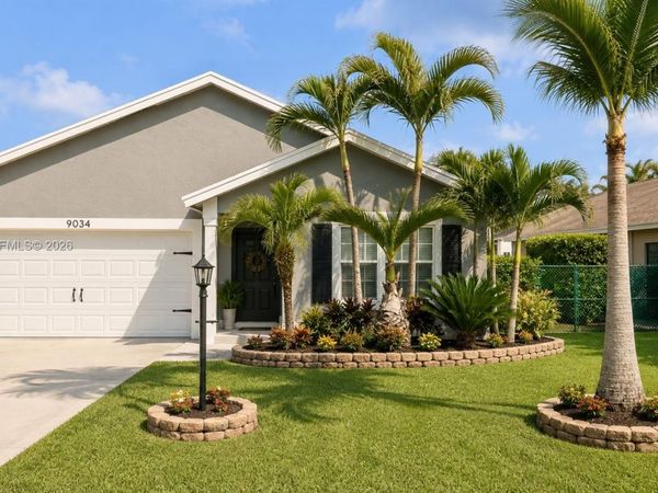 9034 SW Caprice Cir , Stuart, FL 34997