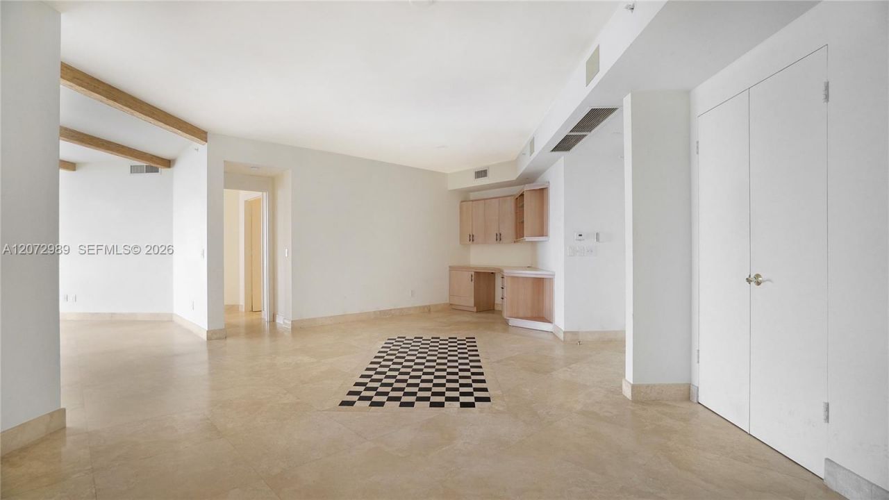 4775 Collins Ave , Unit 502, Miami Beach, FL 33140 Photo