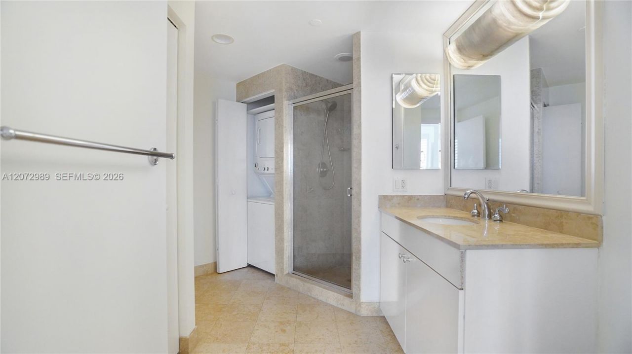 4775 Collins Ave , Unit 502, Miami Beach, FL 33140 Photo