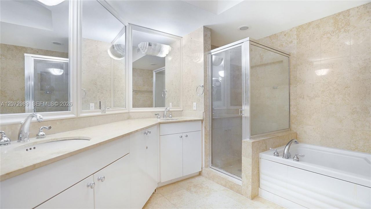 4775 Collins Ave , Unit 502, Miami Beach, FL 33140 Photo