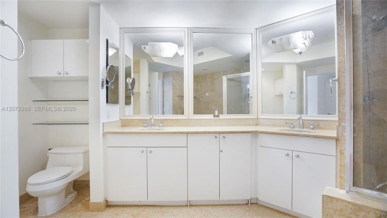 4775 Collins Ave , Unit 502, Miami Beach, FL 33140 Photo