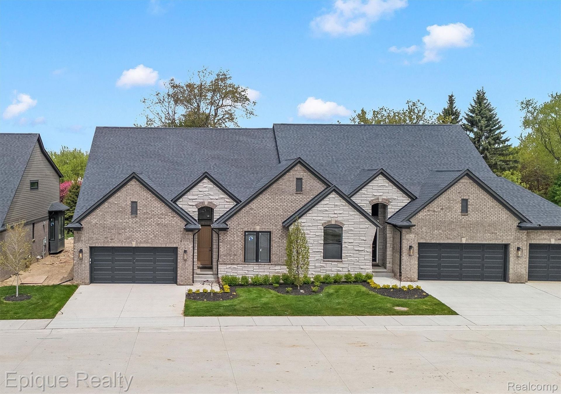 3304 Cornerstone Drive, Unit 1, Orion Township, Mi 48360 Main Photo