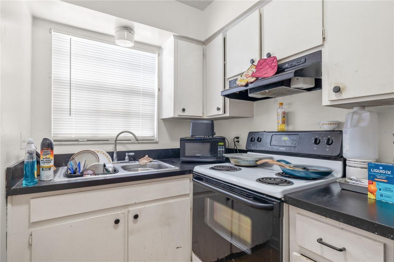 4200 37th Street S, Saint Petersburg, FL 33711 Photo