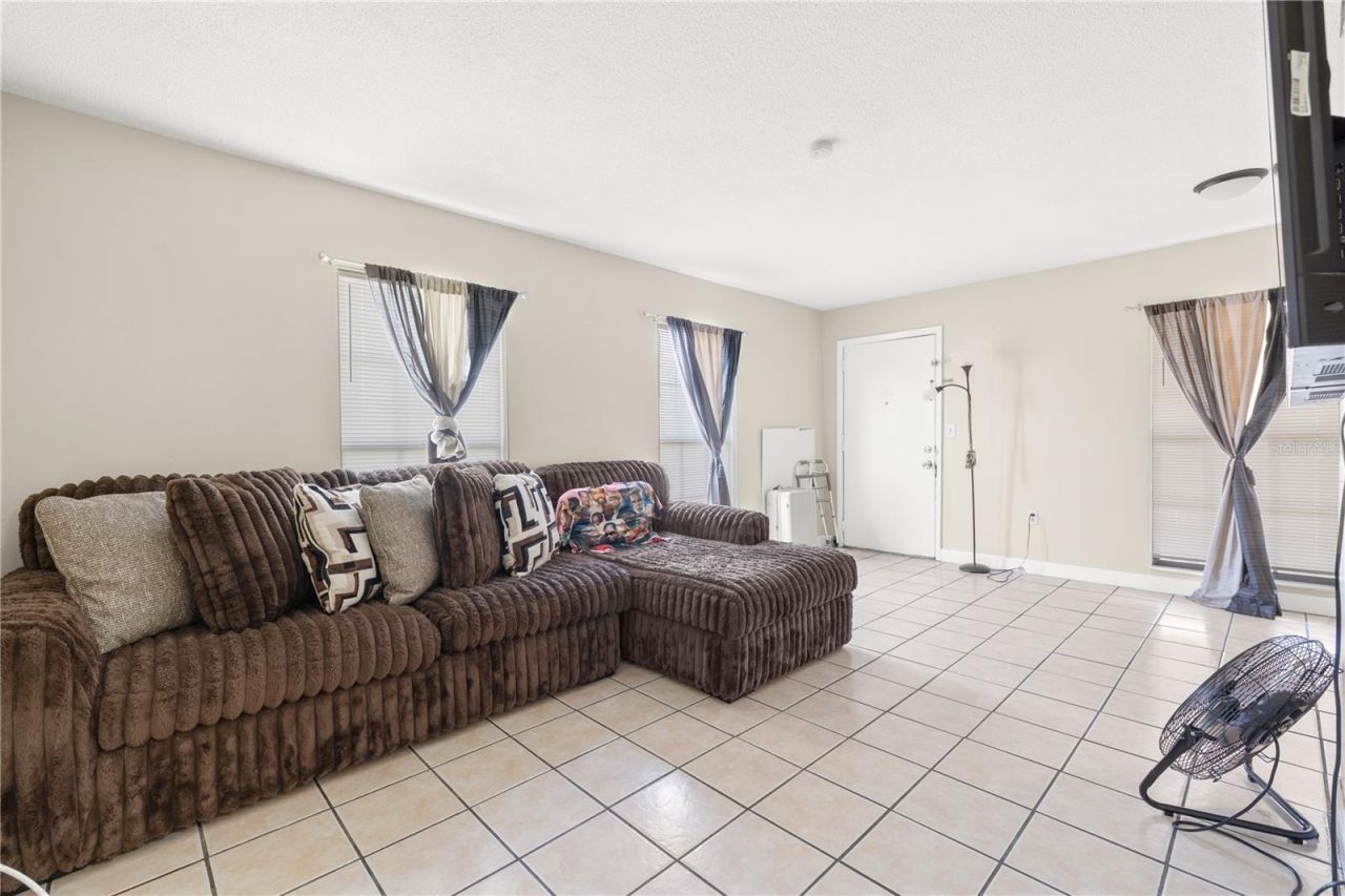 4200 37th Street S, Saint Petersburg, FL 33711 Photo