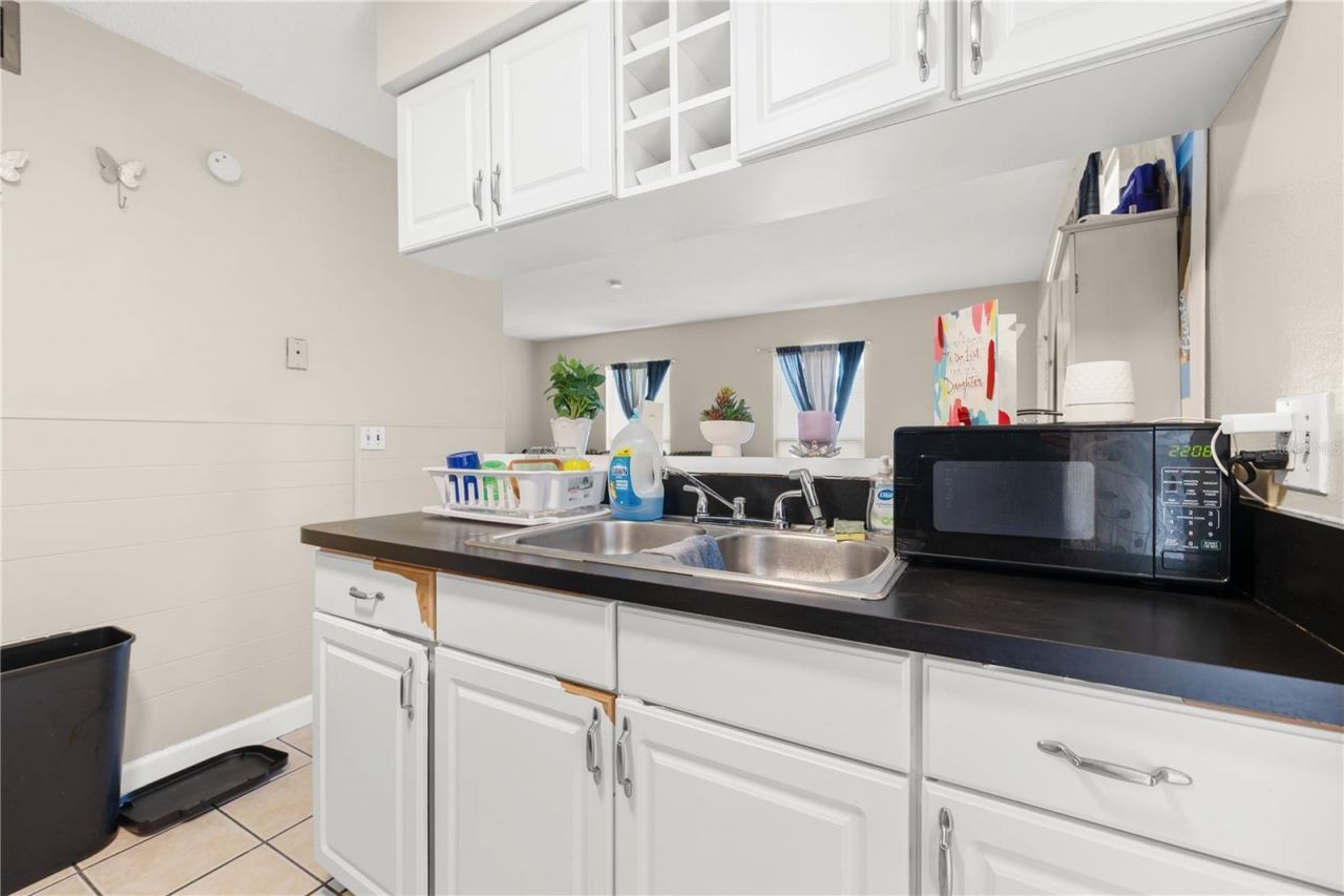4200 37th Street S, Saint Petersburg, FL 33711 Photo