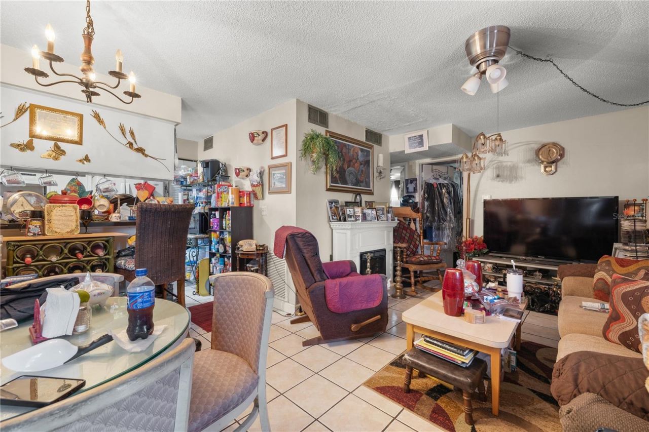 4200 37th Street S, Saint Petersburg, FL 33711 Photo