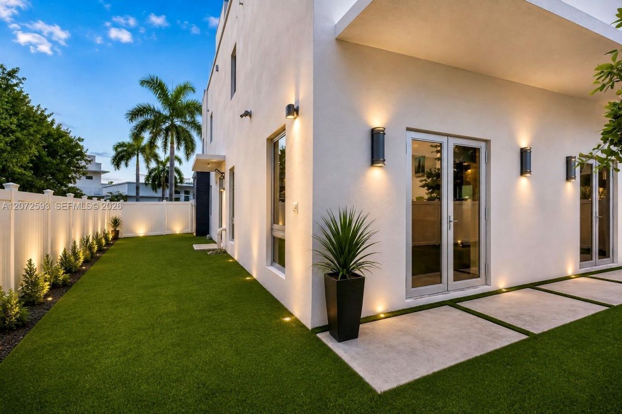 3460 NW 84th Ave , Doral, FL 33122 Photo