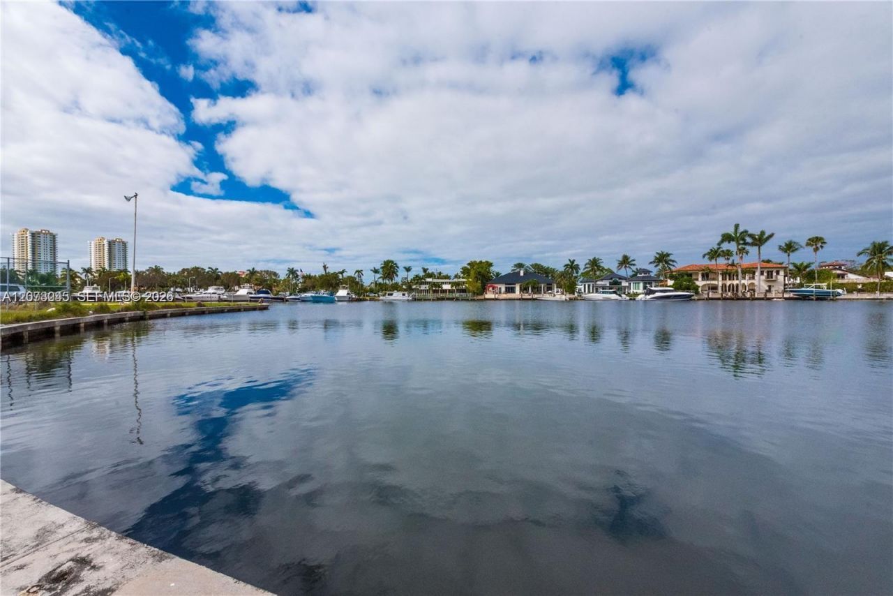 2000 Atlantic Shores Blvd , Unit 107, Hallandale Beach, FL 33009 Photo