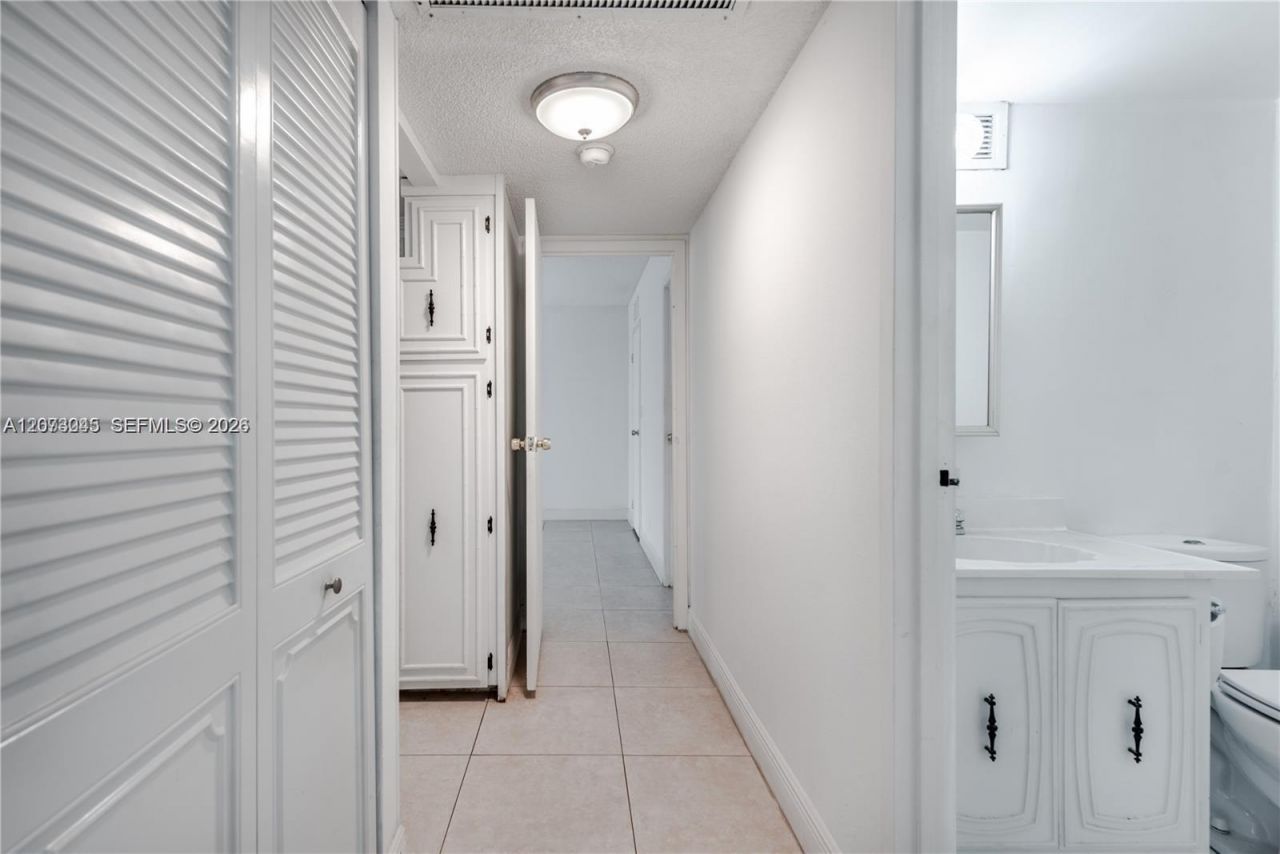 2000 Atlantic Shores Blvd , Unit 107, Hallandale Beach, FL 33009 Photo