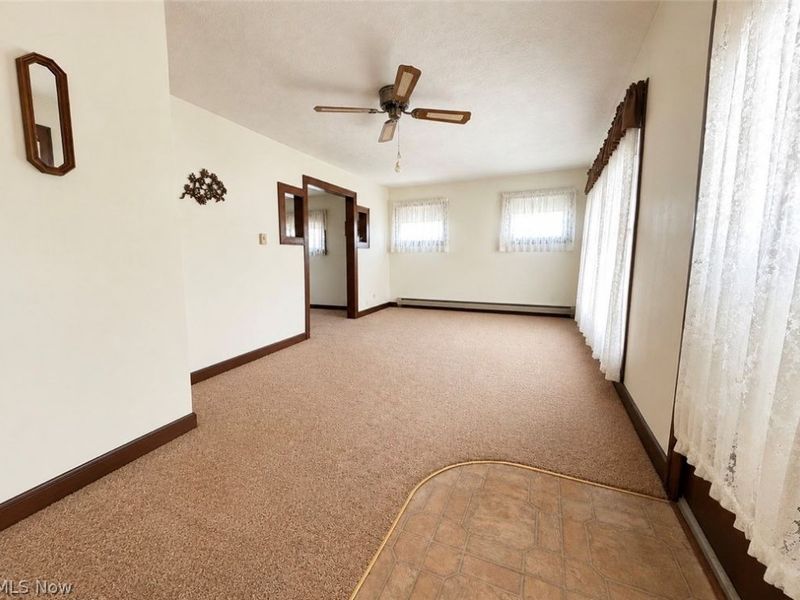 514 Barnett Avenue, Newcomerstown, OH 43832 Photo 2