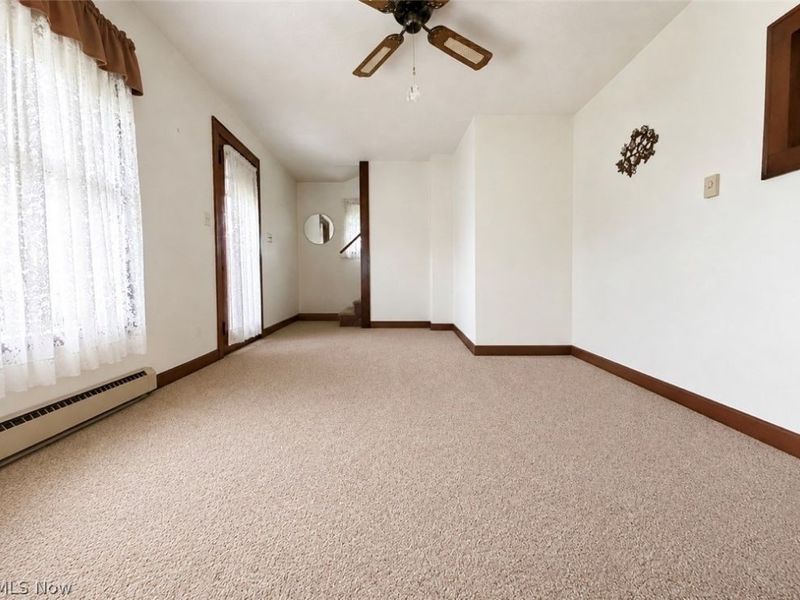 514 Barnett Avenue, Newcomerstown, OH 43832 Photo 3