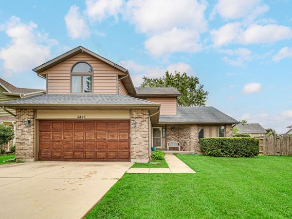 3423 Grandmore Avenue , Gurnee, IL 60031