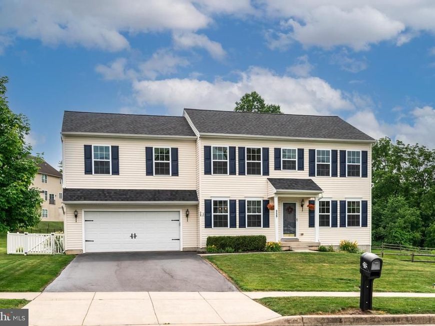 315 Dague Farm Drive, Coatesville, PA 19320 Main Photo