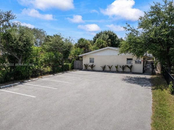 513 NW 22nd Ave , Unit 3, Fort Lauderdale, FL 33311