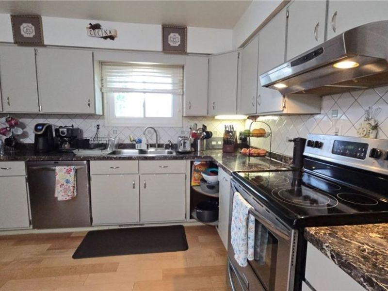18290 Whitney Road, Strongsville, OH 44149 Photo 11