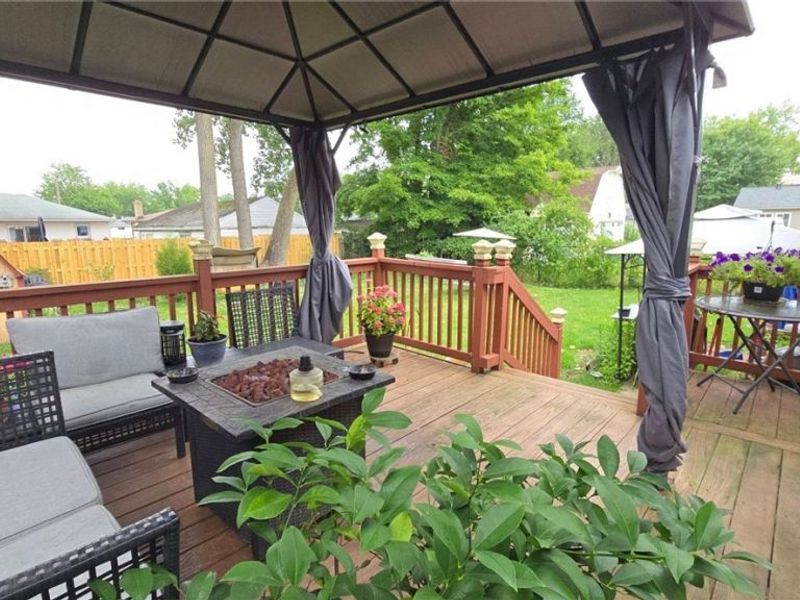 18290 Whitney Road, Strongsville, OH 44149 Photo 2