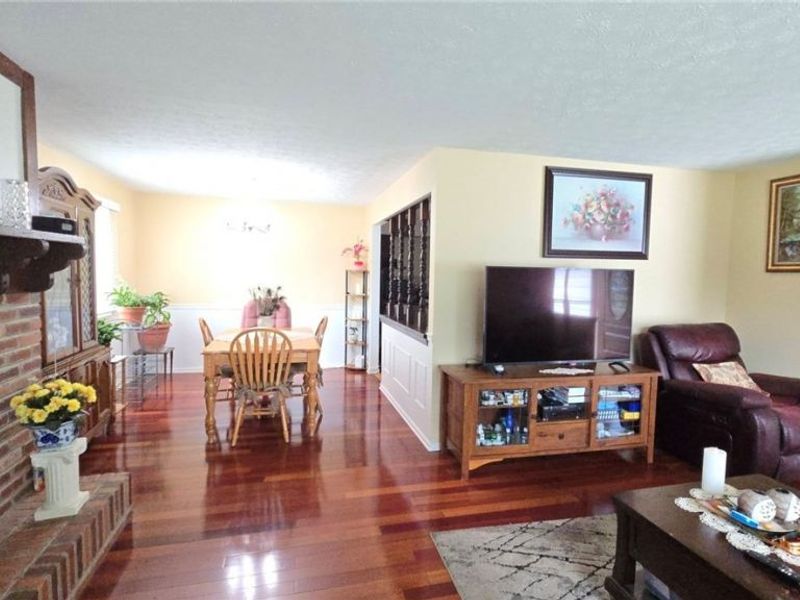 18290 Whitney Road, Strongsville, OH 44149 Photo 5