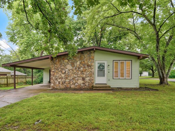 659 Knox Avenue, Hollister, MO 65672