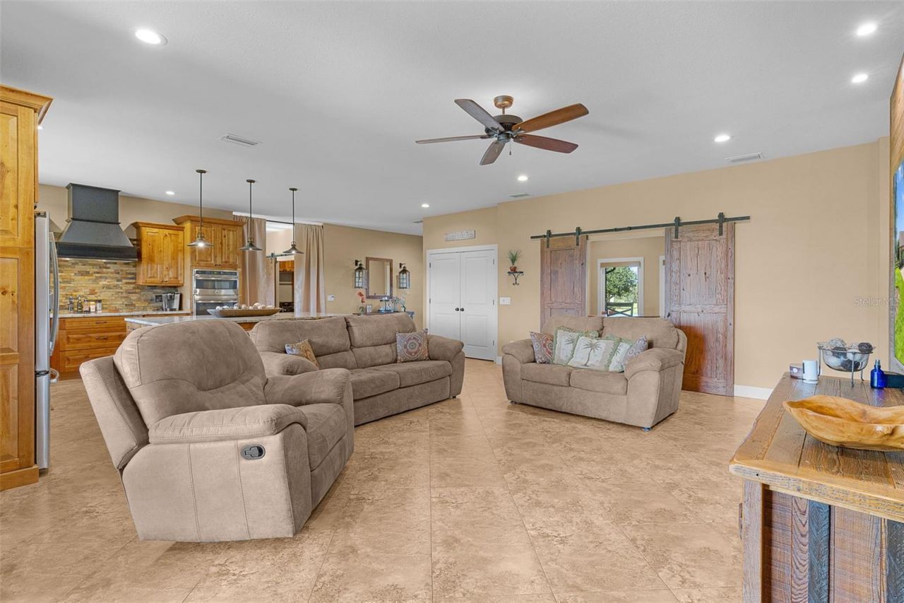 16215 Douglas Road, Groveland, FL 34736 Photo