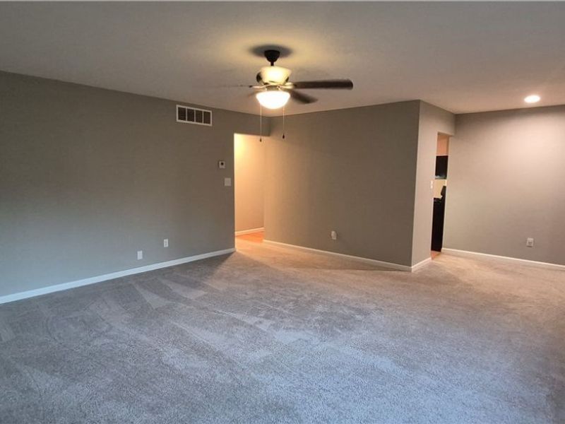 6417 Alderwood Road, Parma Heights, OH 44130 Photo 2