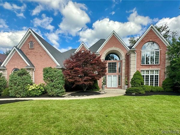 5565 Hidden Pines Court, Williamsville, NY 14221