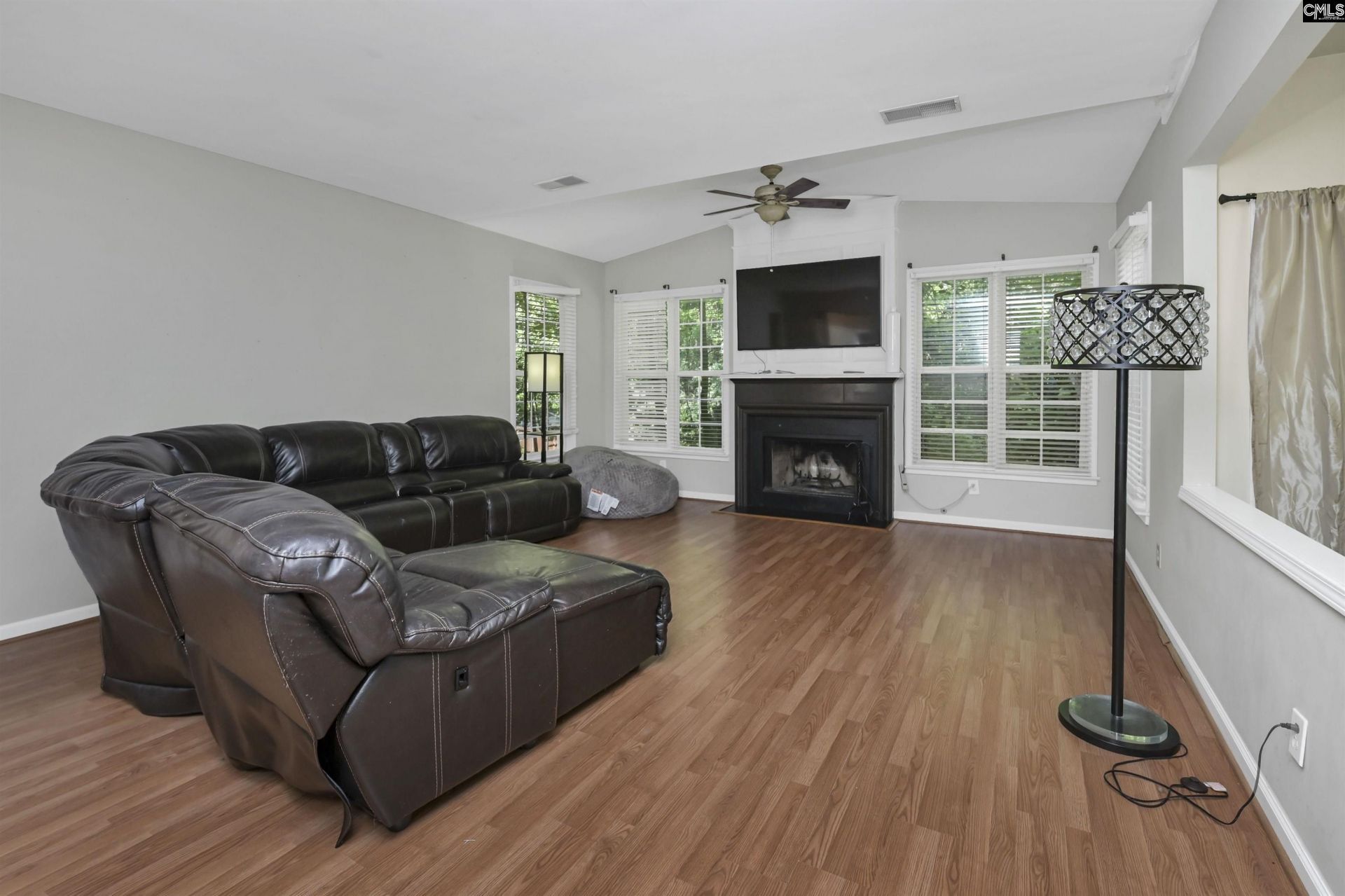 103 Harbor Glen Drive Photo 10