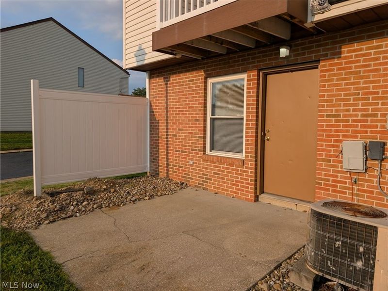 1535 Whitehall Boulevard, Kent, OH 44240 Photo 11
