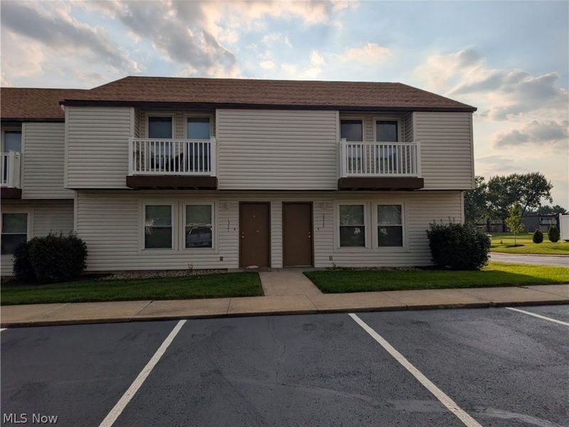 1535 Whitehall Boulevard, Kent, OH 44240 Photo 4