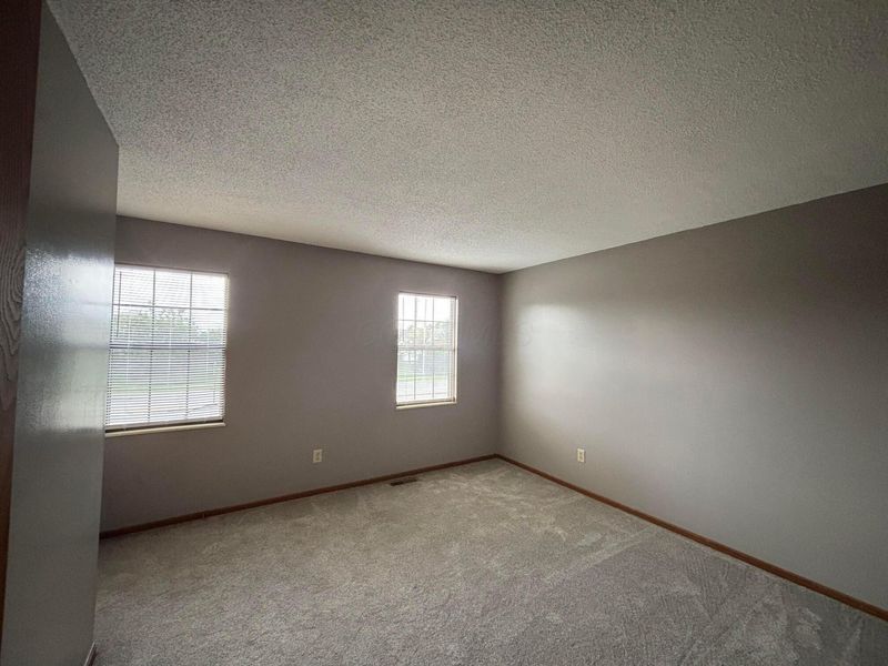 2367 Brandy Oaks Drive, Columbus, OH 43220 Photo 11